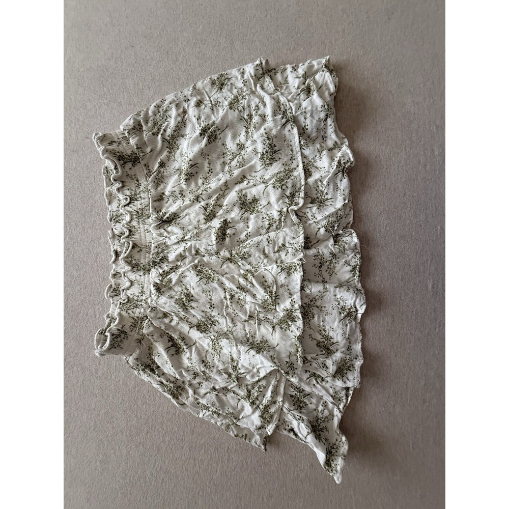 Paper Crane Juniors Medium Cream And Green Skirt